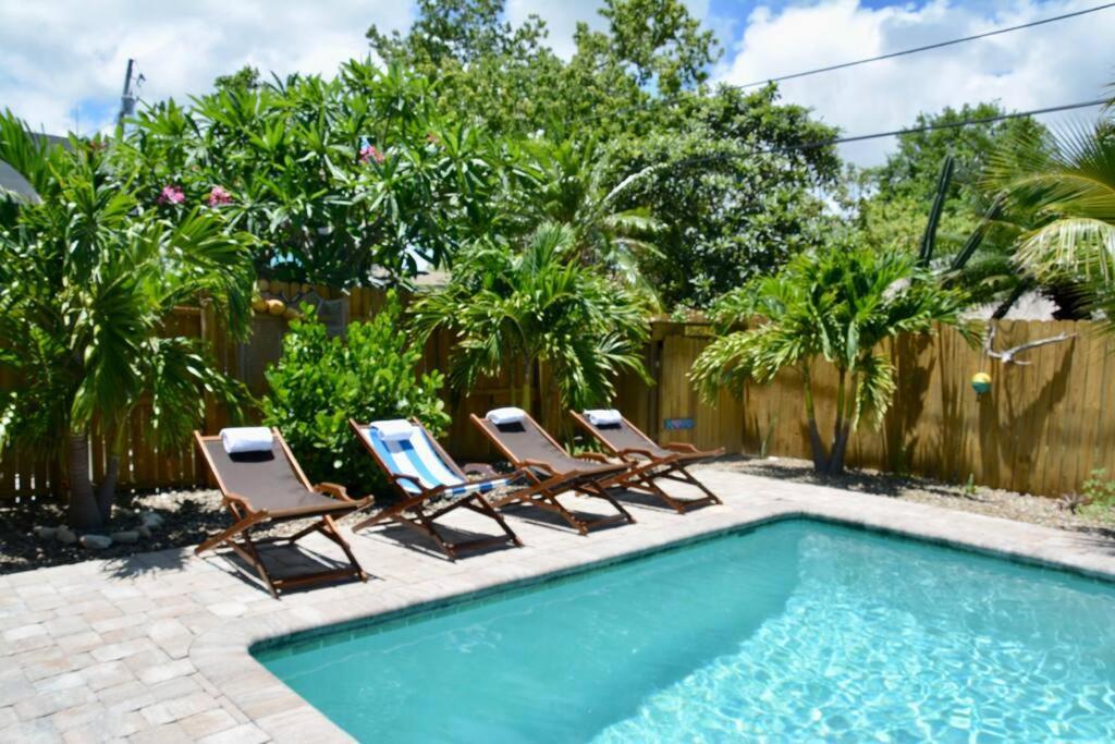 Tropical Retreat Near Beaches, Cruise Terminals Merritt Island Esterno foto