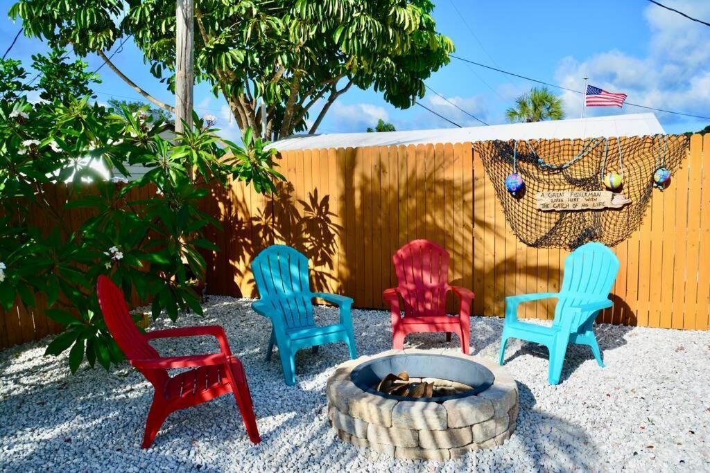 Tropical Retreat Near Beaches, Cruise Terminals Merritt Island Esterno foto