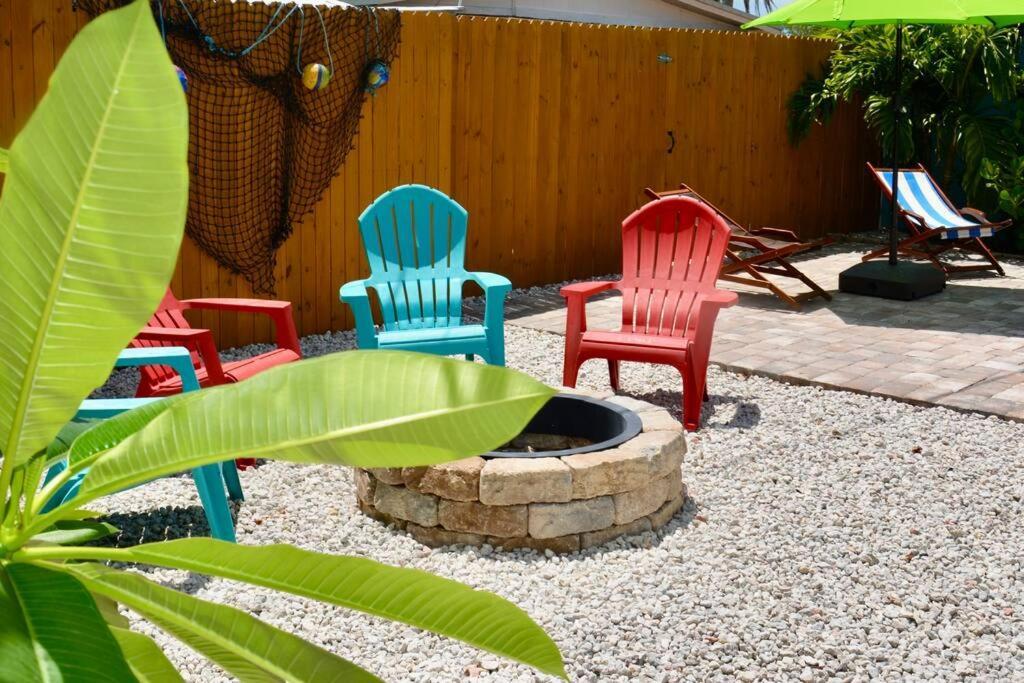 Tropical Retreat Near Beaches, Cruise Terminals Merritt Island Esterno foto