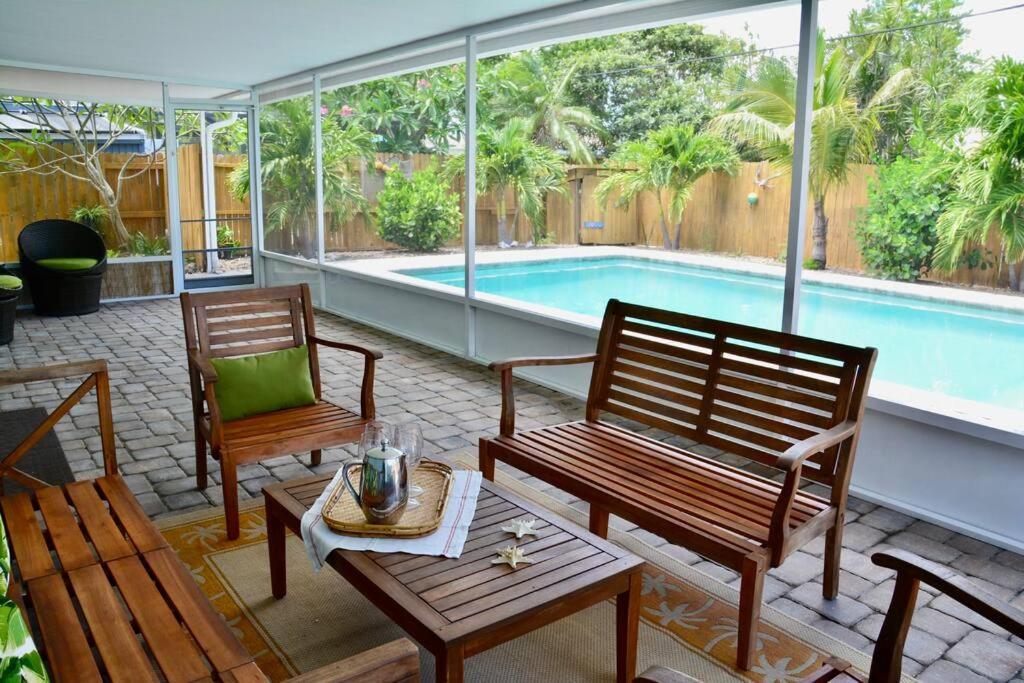 Tropical Retreat Near Beaches, Cruise Terminals Merritt Island Esterno foto