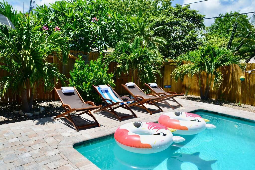 Tropical Retreat Near Beaches, Cruise Terminals Merritt Island Esterno foto