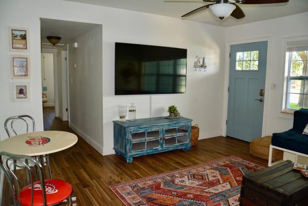Tropical Retreat Near Beaches, Cruise Terminals Merritt Island Esterno foto