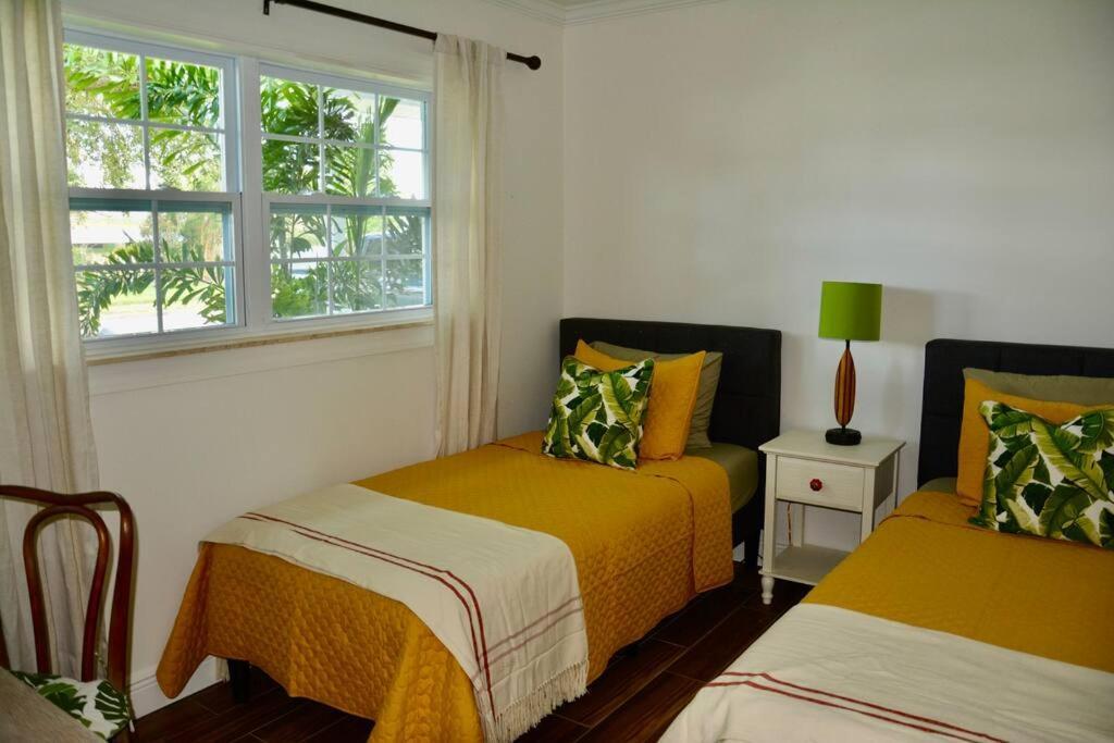 Tropical Retreat Near Beaches, Cruise Terminals Merritt Island Esterno foto