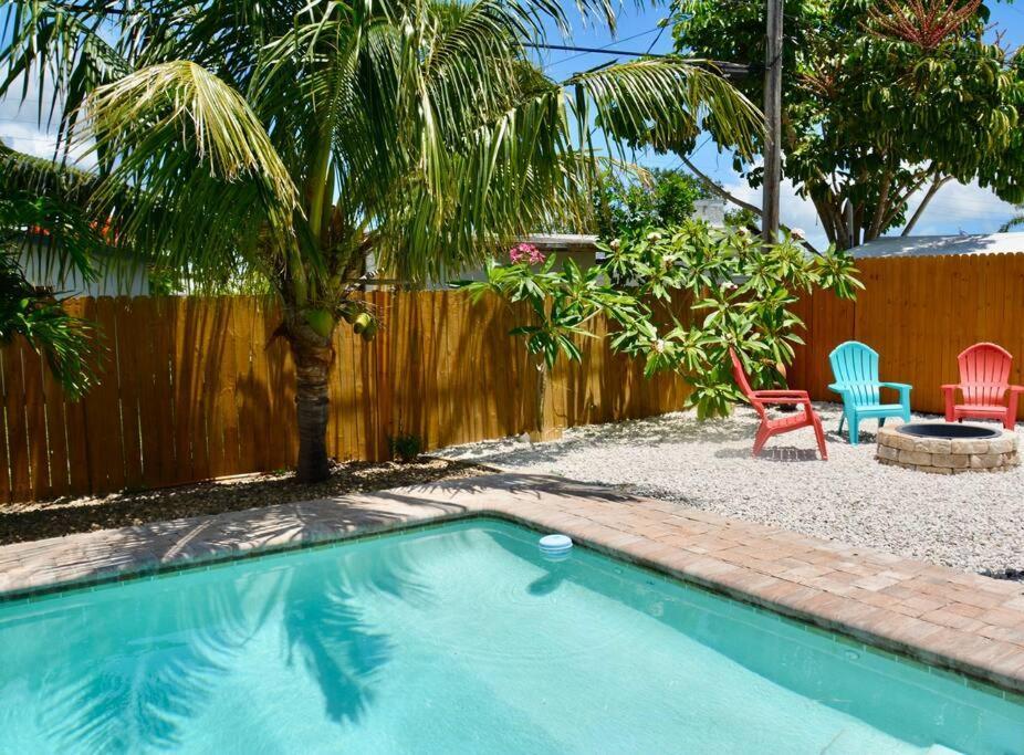 Tropical Retreat Near Beaches, Cruise Terminals Merritt Island Esterno foto